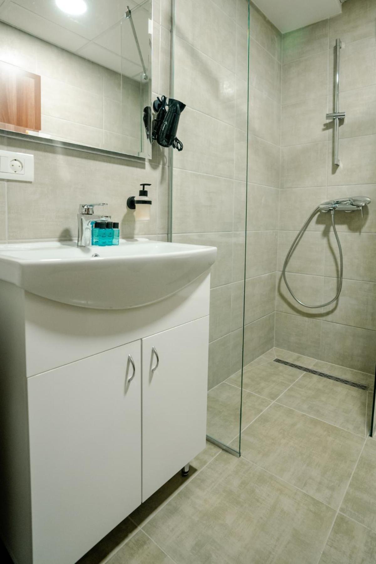 Darki Apartments 3 - Very Central Stay With Free Parking Охрид Экстерьер фото